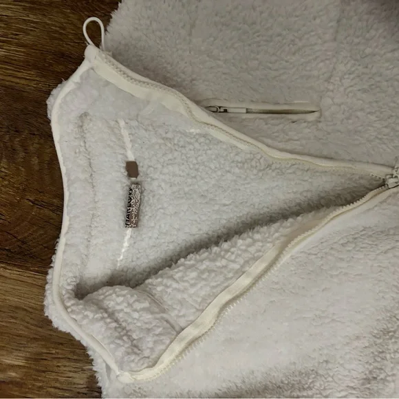 harlow white sherpa cinch waist quarter zip pullover - Picture 3 of 4